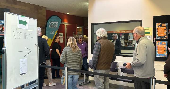 Strong advance voting turnout in Kelowna as municipal election approaches – Okanagan